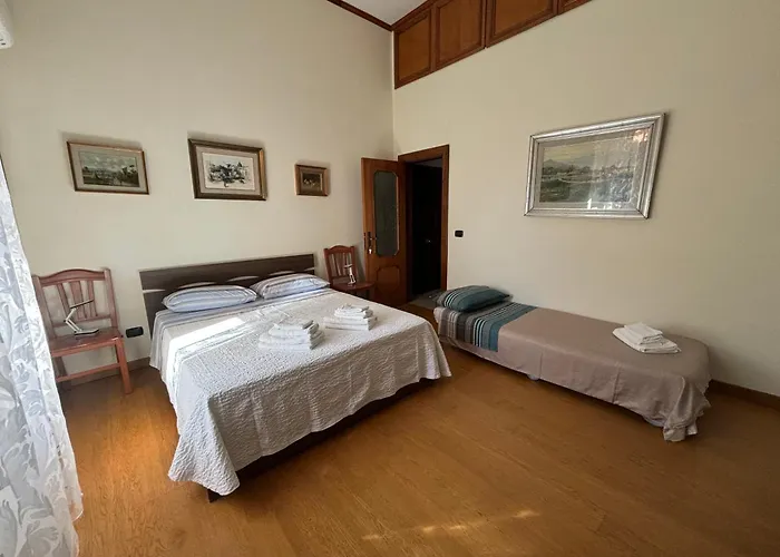 Hotel Dimora del Bosco Napoli